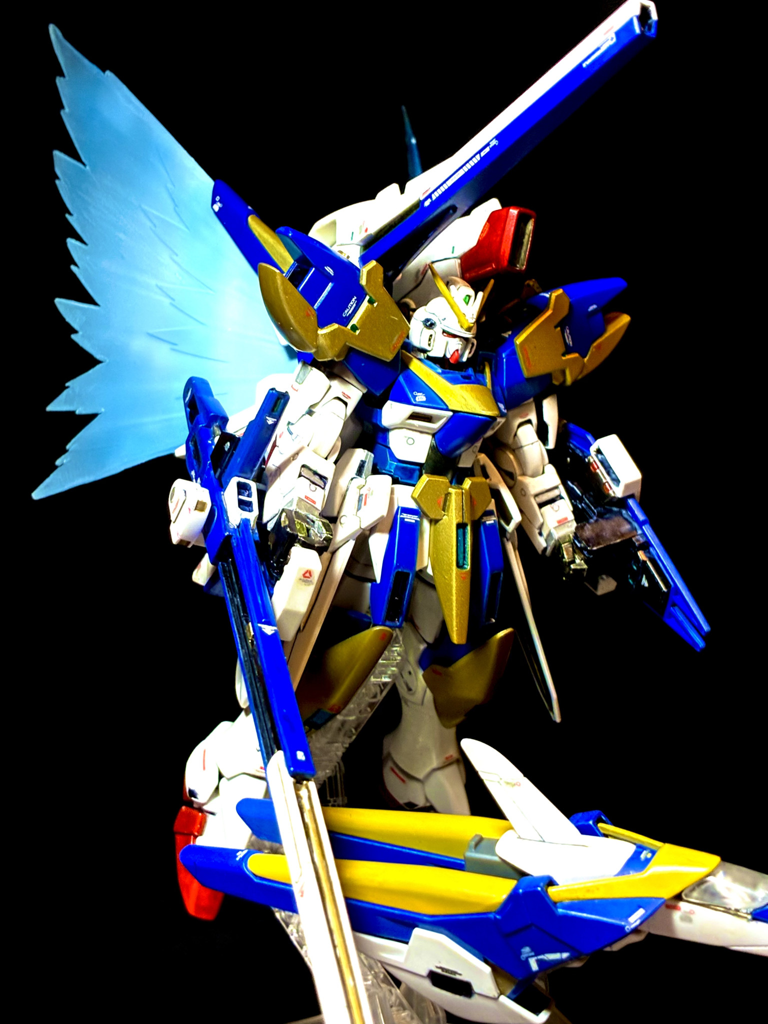 HGUC V2アサルトバスターガンダム with 光の翼｜amuroikima-suさんの