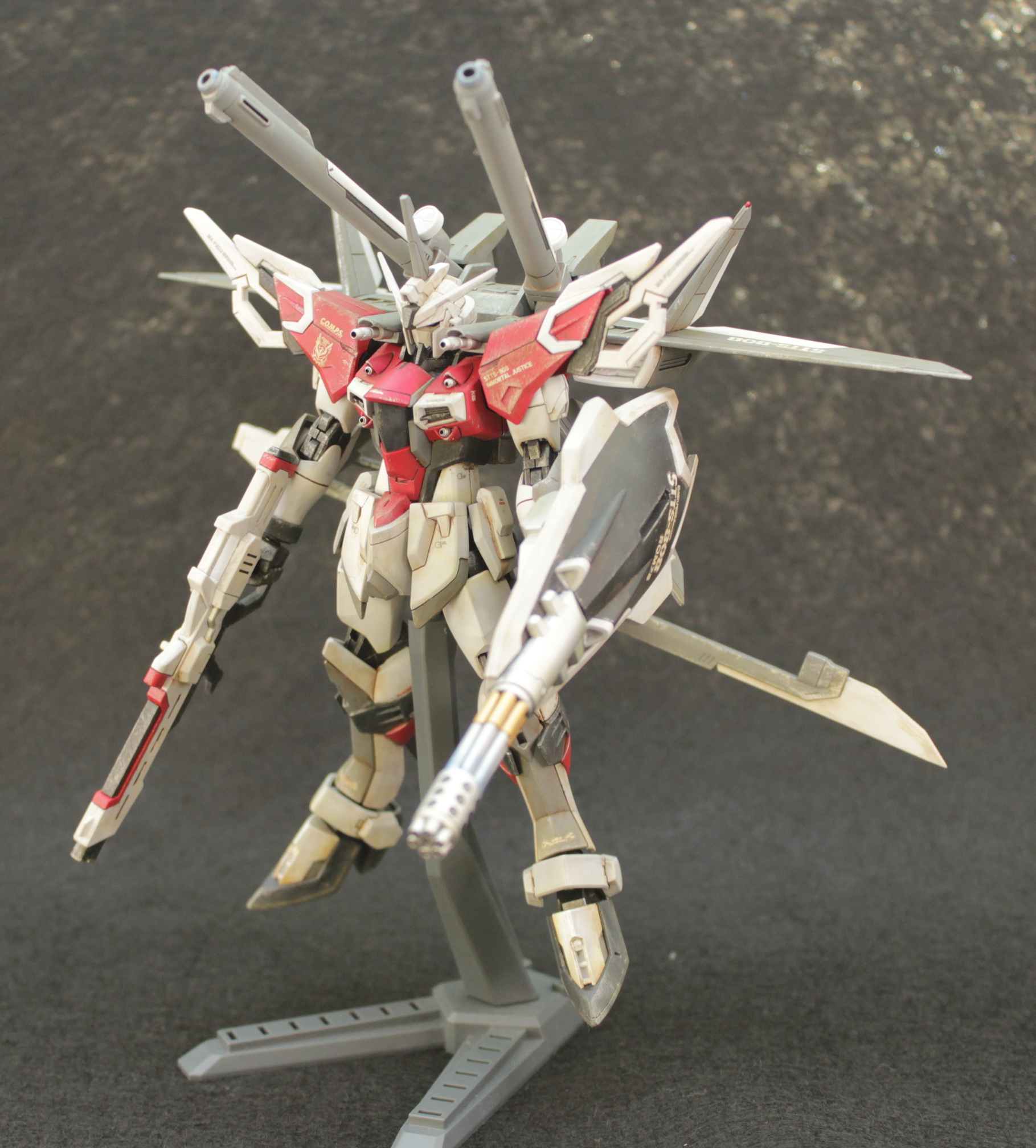 HG イモータルジャスティスガンダム I.W.S.P.装備｜takoさんのガンプラ