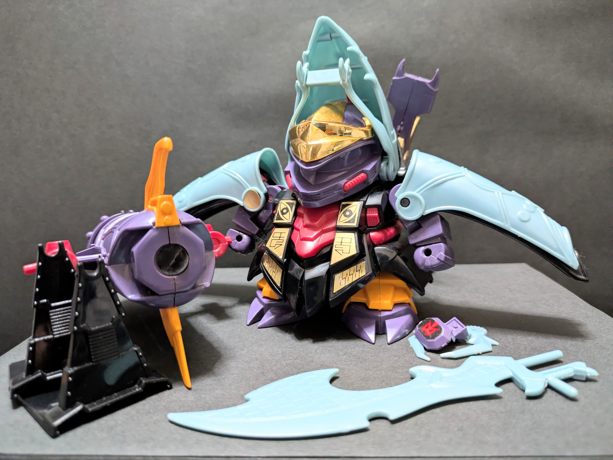 9．闇皇帝 【懐古！！元祖SDガンダム／①旧No.55の復刻改修】｜奇人