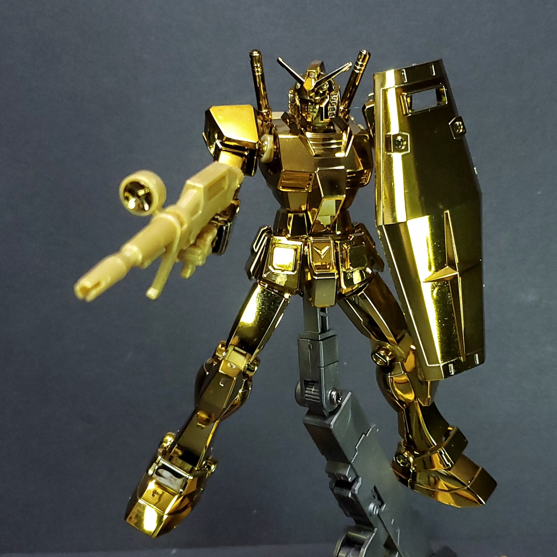 HG RX-78-2 ガンダム【ゴールドコーティング】｜ゼンダイさんの