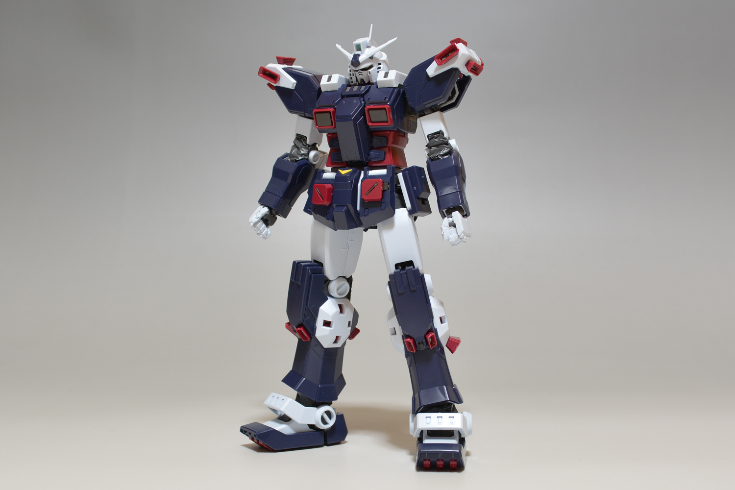 MGフルアーマーガンダムVer.Ka (GUNDAM THUNDERBOLT版) のレビュー②