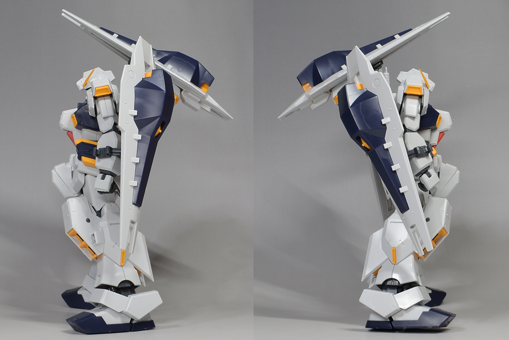 MG ガンダムTR－1 ［ヘイズル改］用 シールド・ブースター拡張セット