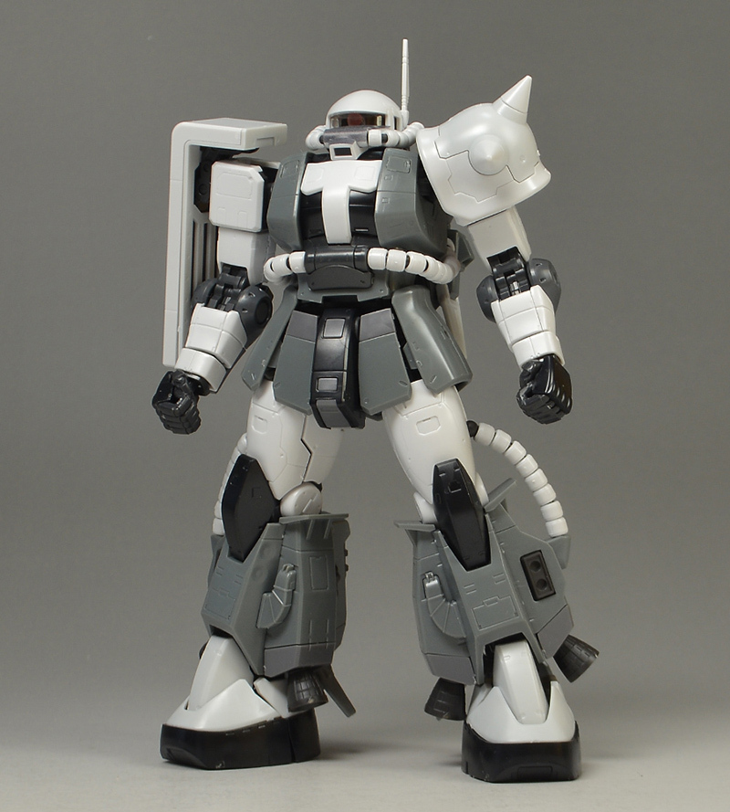 RG エリック・マンスフィールド専用ザクⅡ レビュー | ガンダムブログ