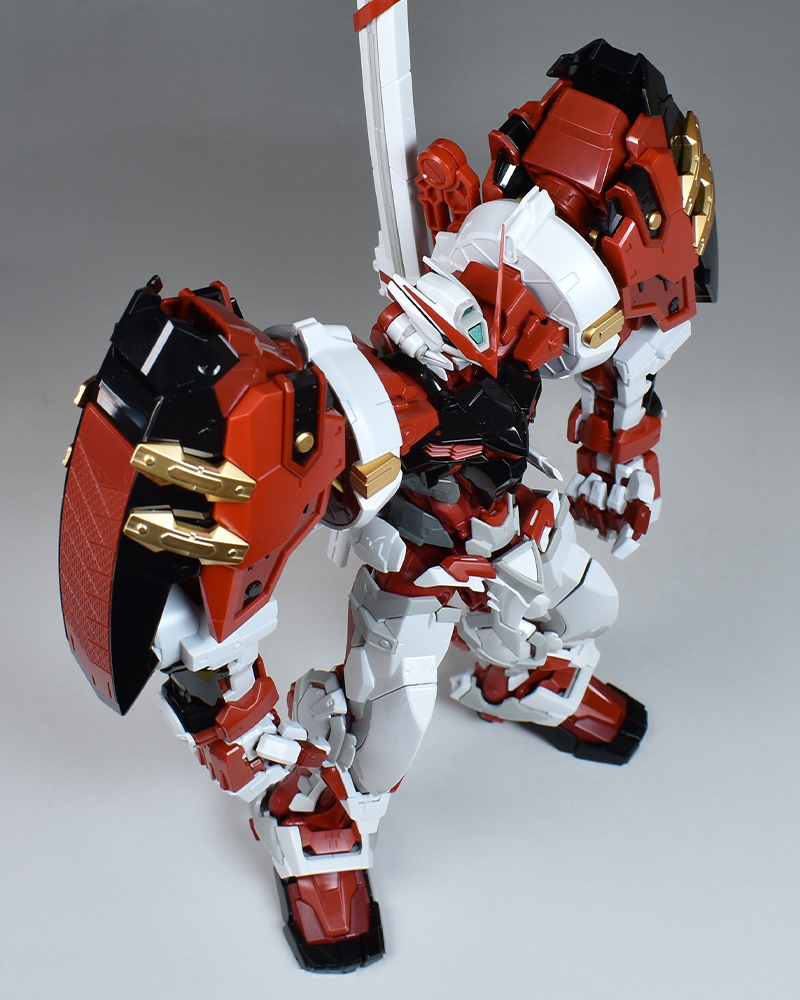 ハイレゾリューションモデル ガンダムアストレイ レッドフレーム