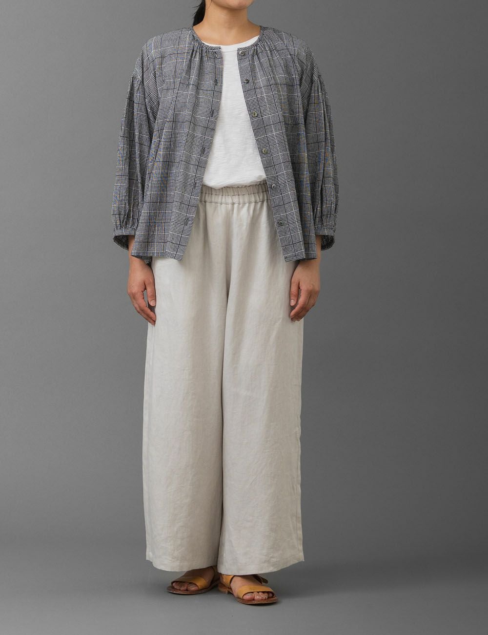 高密度リネンツイルパンツ山蕗（やまぶき） | 石見銀山 群言堂