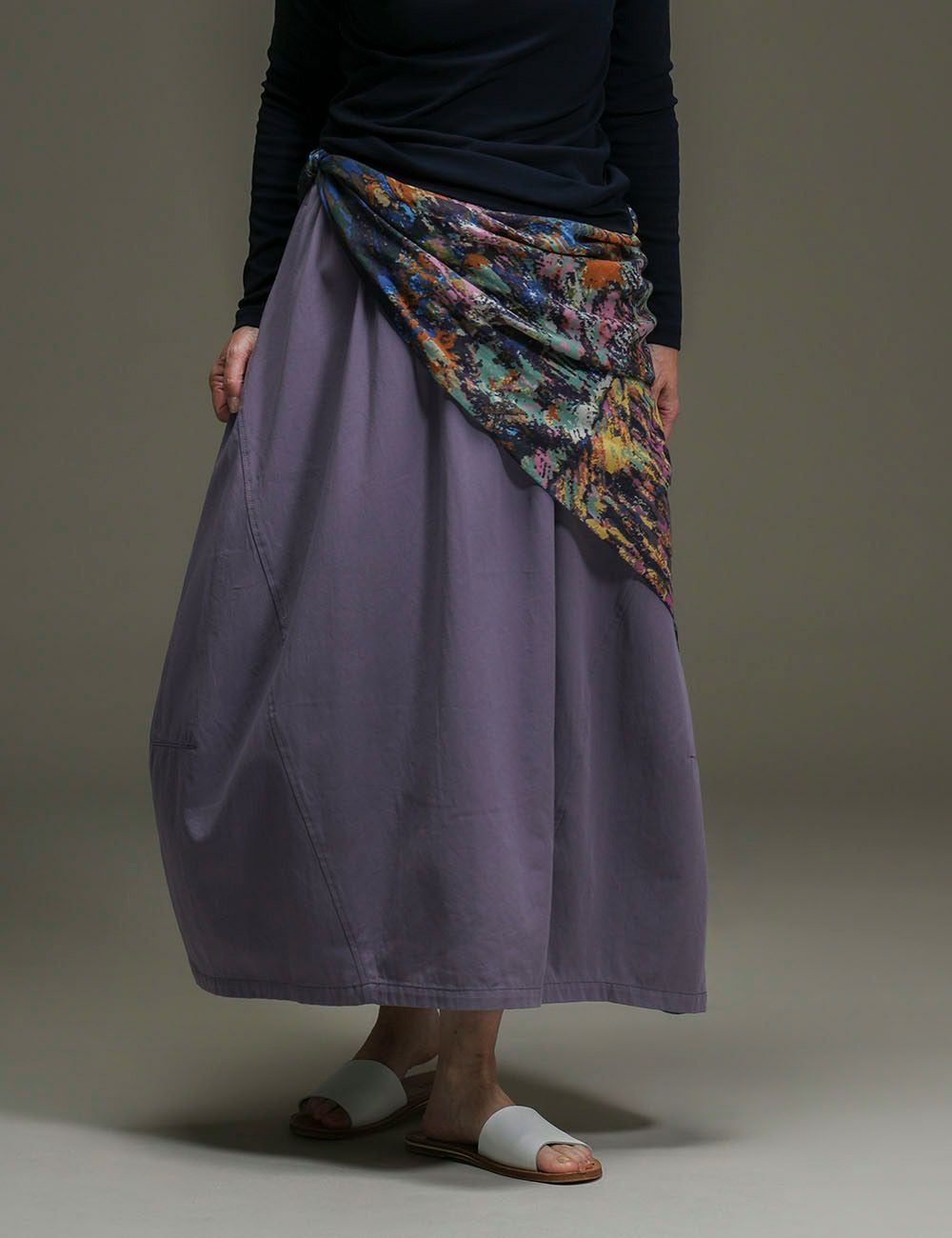 綿ボイルツイルスカート利根薊（とねあざみ） | 石見銀山 群言堂