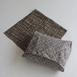 風呂敷包付き】綿ウール撚り杢ななこ織コート稗（ひえ） | 石見銀山 群