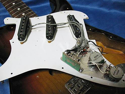 ストラトキャスターをとことんいじる ( 改造 / 調整 ) | ギター改造ネット