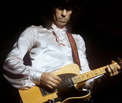 キース・リチャーズの機材まとめ【2026年更新版】｜現行モデルであの音