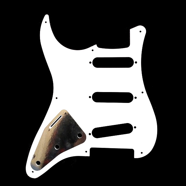おしゃれ】Scorelay Japan ストラト用ピックガードレビュー：FENDER