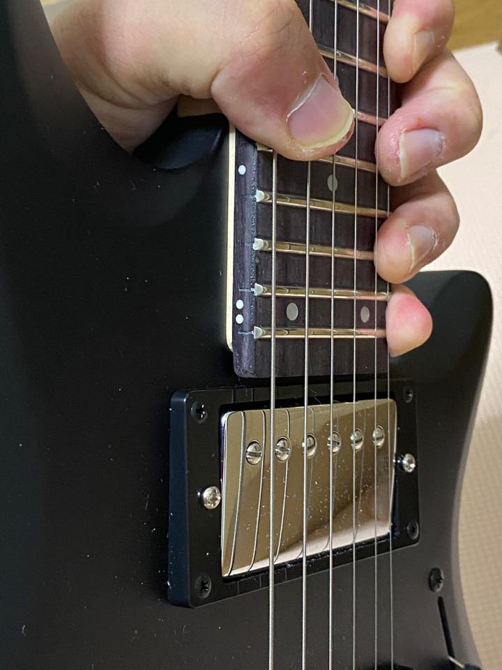 Jamstik Studio MIDI Guitarレビュー】Bluetooth接続できるワイヤレス