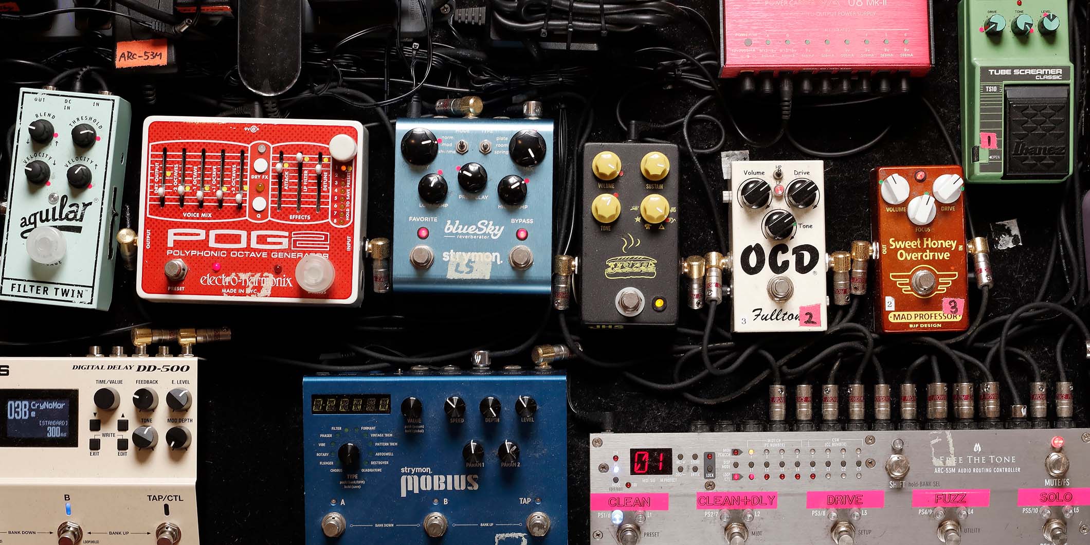 AKUN（SPiCYSOL）のライブ・サウンドを作り出すエフェクター＆アンプ