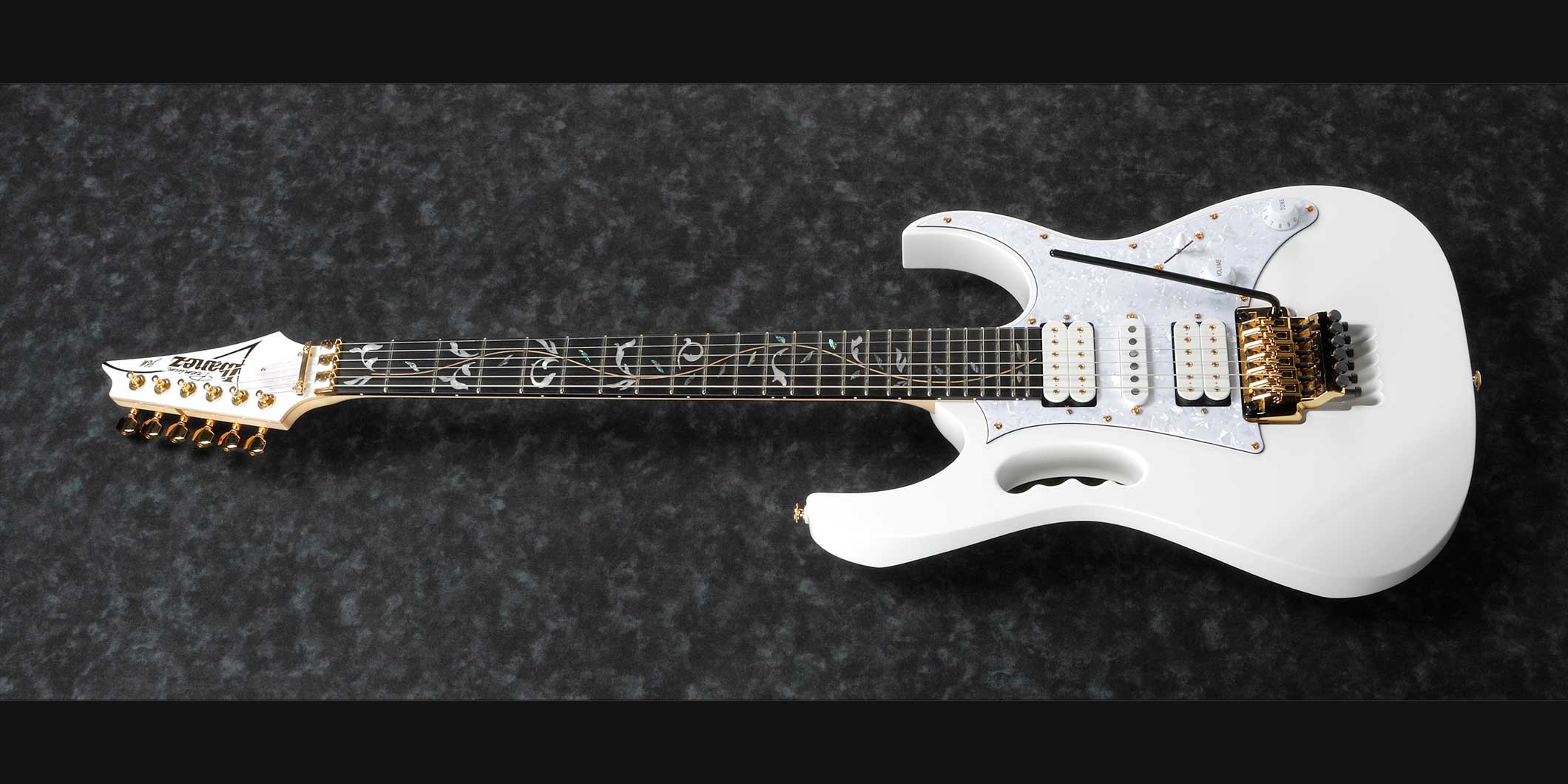 Ibanezがスティーヴ・ヴァイのモンキー・グリップ仕様シグネイチャー