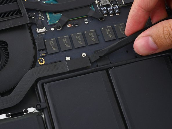 MacBook Pro 13インチ Retina Display Late 2013 のバッテリーの交換