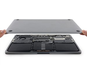 MacBook Pro 13インチ Late 2016 Touch Barなし 底面カバーの交換