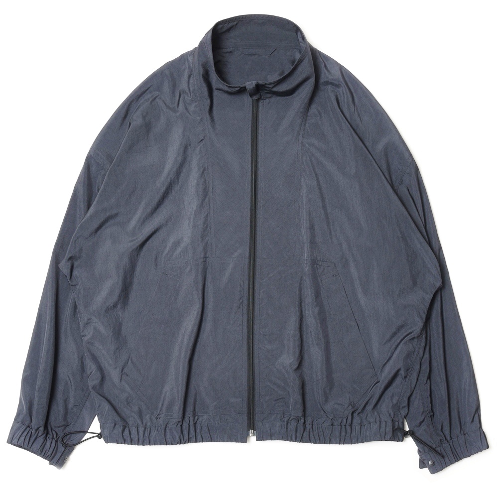 YLEVE（イレーヴ）ナイロンシルクスタンドカラージップブルゾン