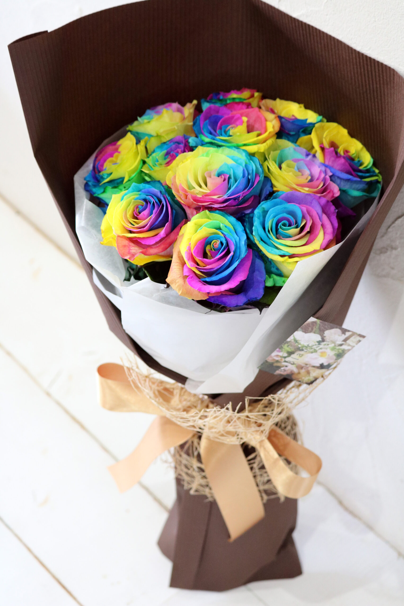 花束 20本のレインボーローズの花束 | フラワーギフト・プレゼント