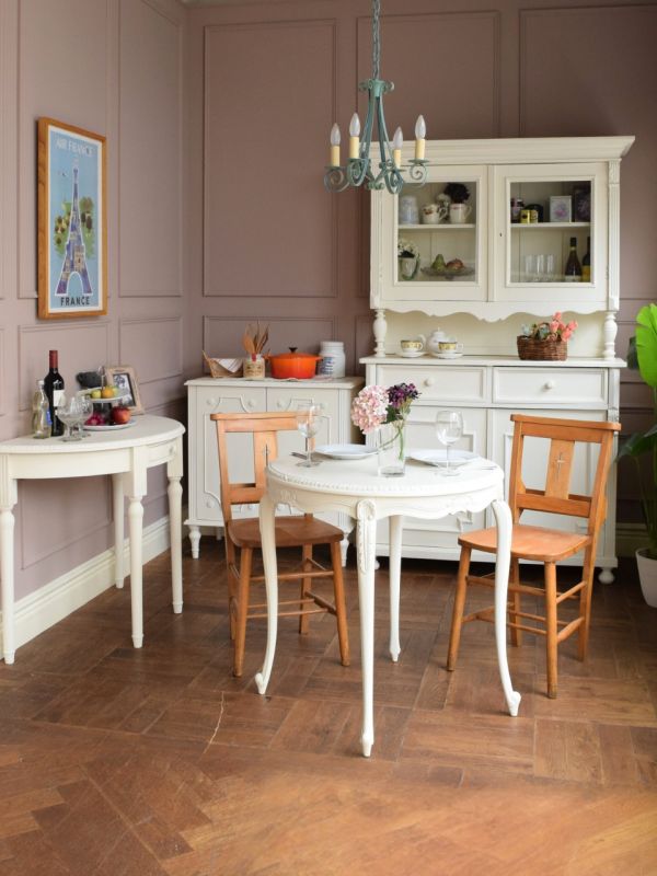 アンティークのチャーチチェア、聖書箱付きのクロスバックのチャペル