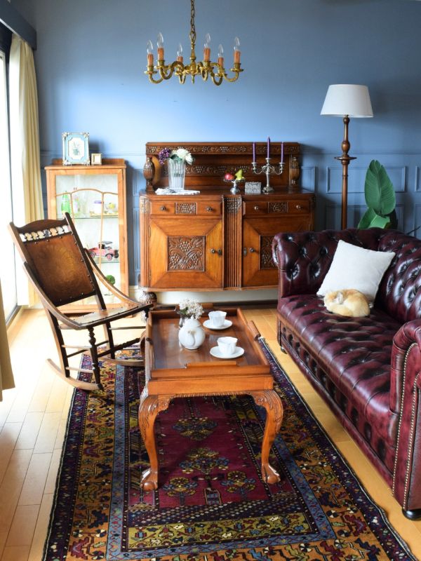 イギリスから届いたアンティークボックス、とっても華やかなジュエリー