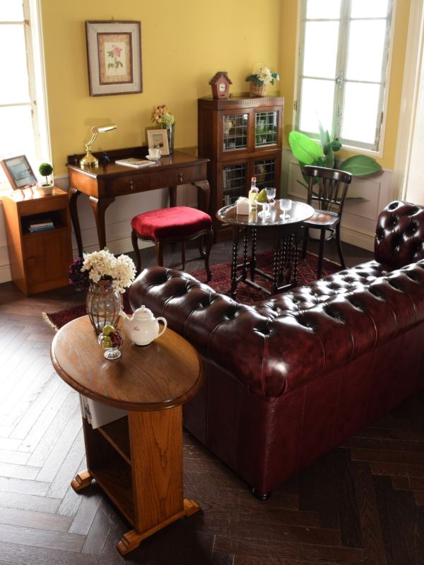 おしゃれなビンテージ家具、ネイサン社の北欧スタイルのサイド