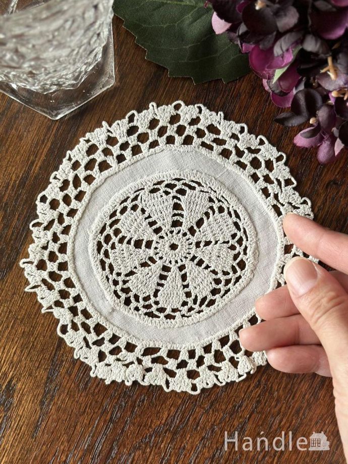 フランスから届いたアンティークレース、お花模様のクロッシェレース(m