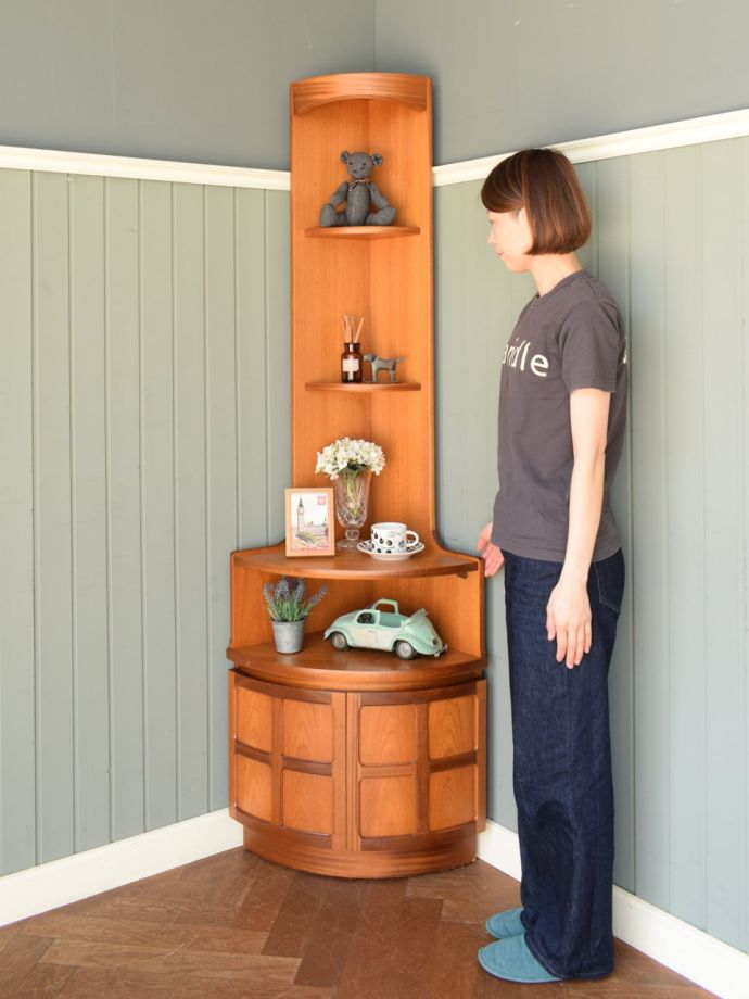 Nathanのおしゃれなビンテージキャビネット、チークコレクションの