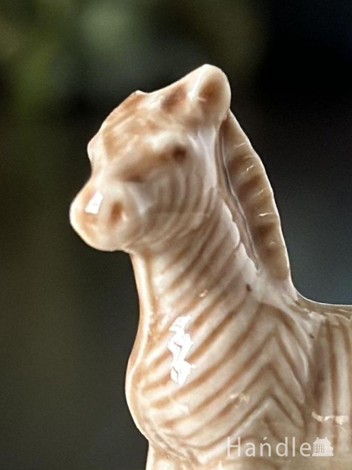 イギリスで見つけたWADE社のビンテージ陶器、Whimsiesシリーズの