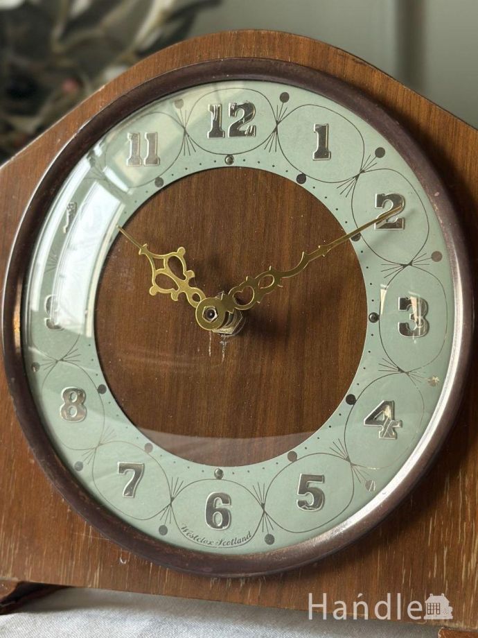 イギリスから届いたアンティーククロック、フレームがおしゃれな木製の