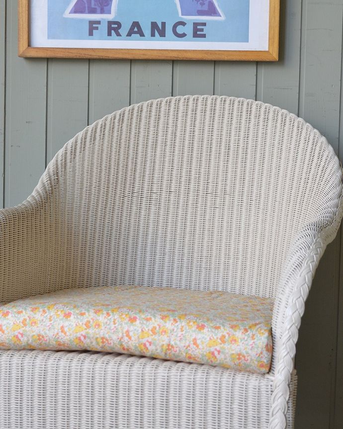 ロイドルームの椅子、8色から選べるHandleオリジナルのロイドルーム