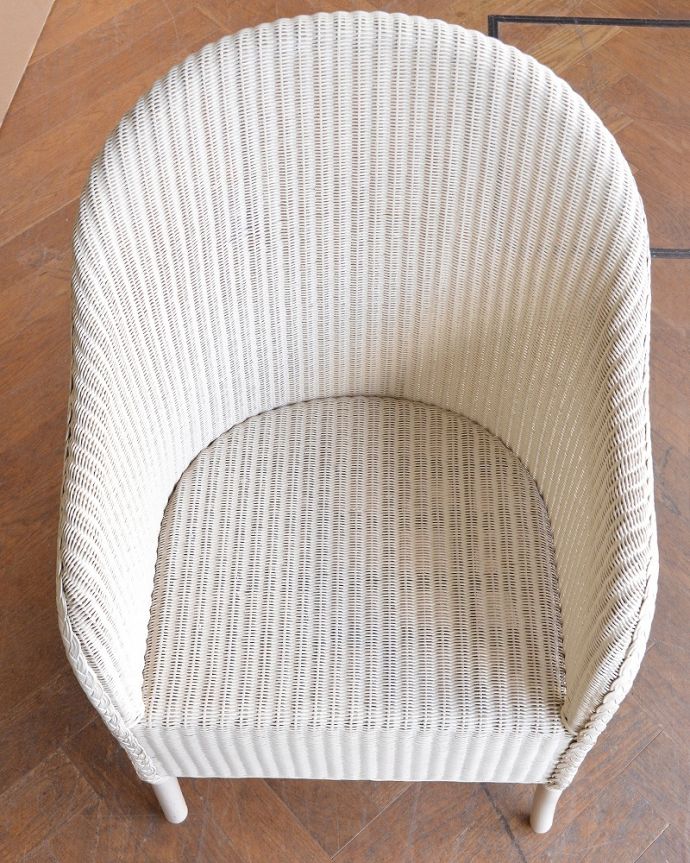 ロイドルームの椅子、8色から選べるHandleオリジナルのロイドルーム