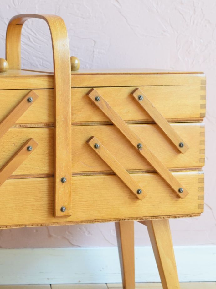 アンティークのソーイングボックス、イギリスの可愛らしいお針箱(x