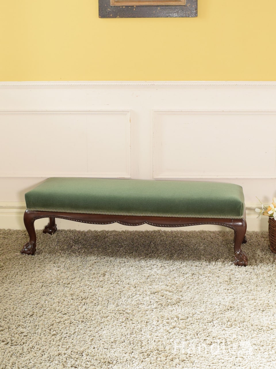 英国のアンティークチェア、猫脚が優雅な高級感溢れるフットベンチ