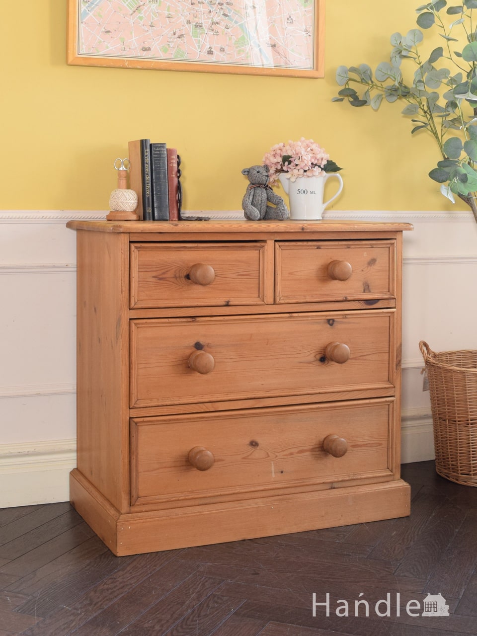 英国アンティークのナチュラルスタイル家具、オールドパインの可愛い3