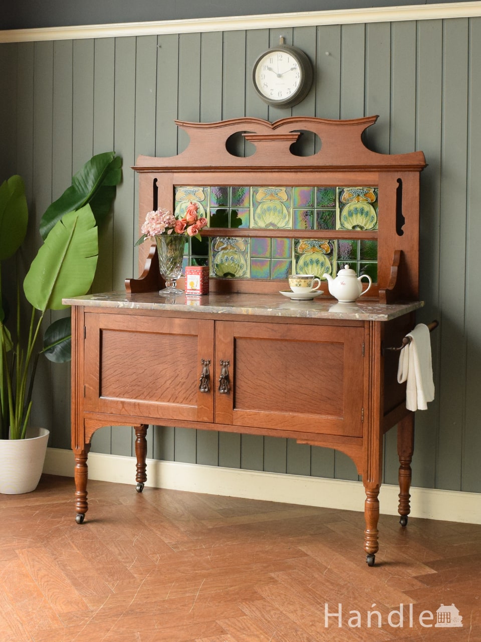 イギリスのアンティーク家具、美しいタイルとミラーが付いたウォッシュ