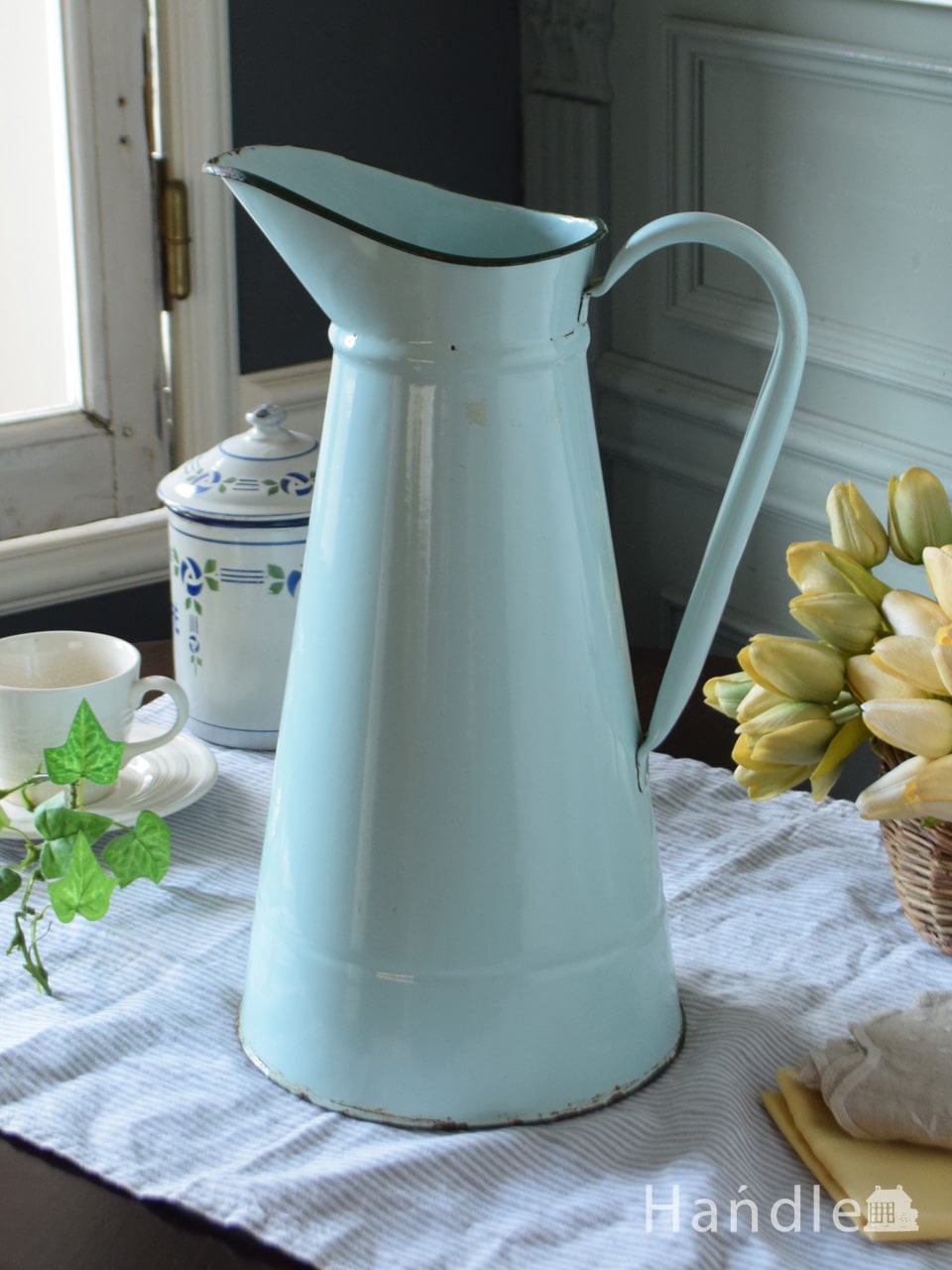 フランスのホウロウ雑貨、アンティークのおしゃれなホーロージャグ(k