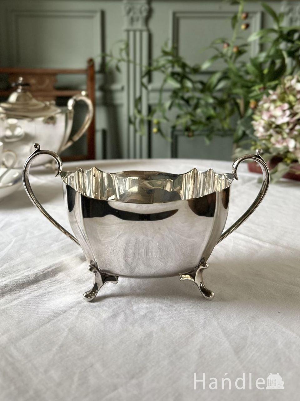 英国の美しいアンティークシルバープレートの器、バスケット型の