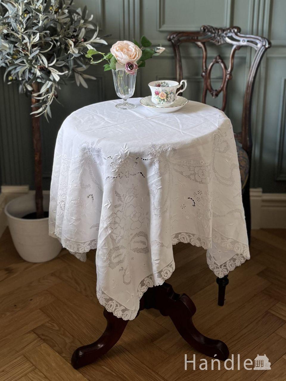 お花模様のクロッシェレースのコースター、フランスから届いた