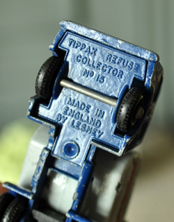 LESNEY社（レズニー）のマッチボックスアンティークミニカー (m-956-z