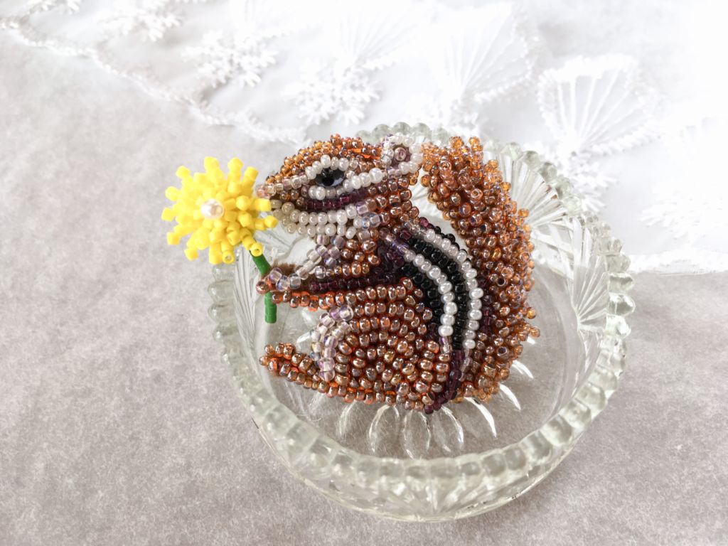 素敵な作家さんシリーズ】メルヘンなビーズ刺繍アクセサリー作家