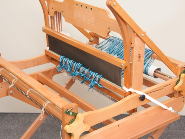 卓上機でヤノフ織り｜スコットランドチェック