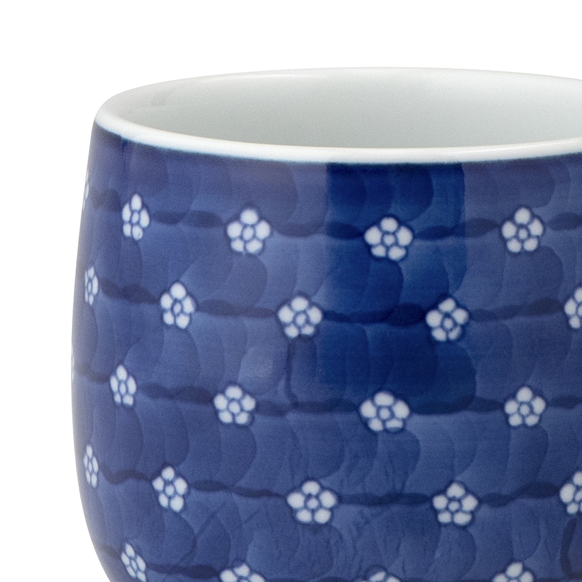 源右衛門窯 染付梅地紋 湯呑: TORIYOSE | HANEDA Shopping 羽田空港