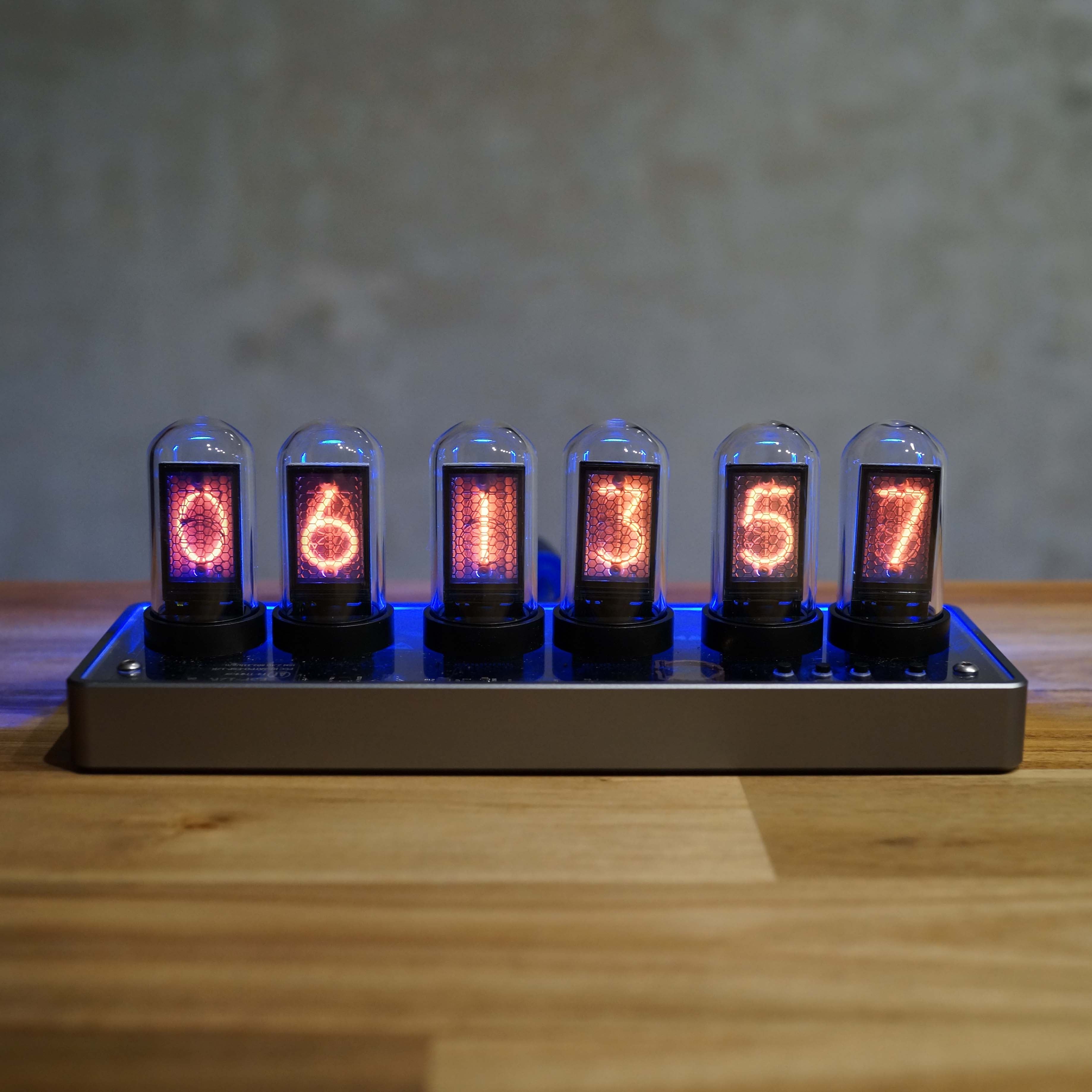 受注：MARVEL TUBES｜ニキシー管シミュレーター – 830時計店