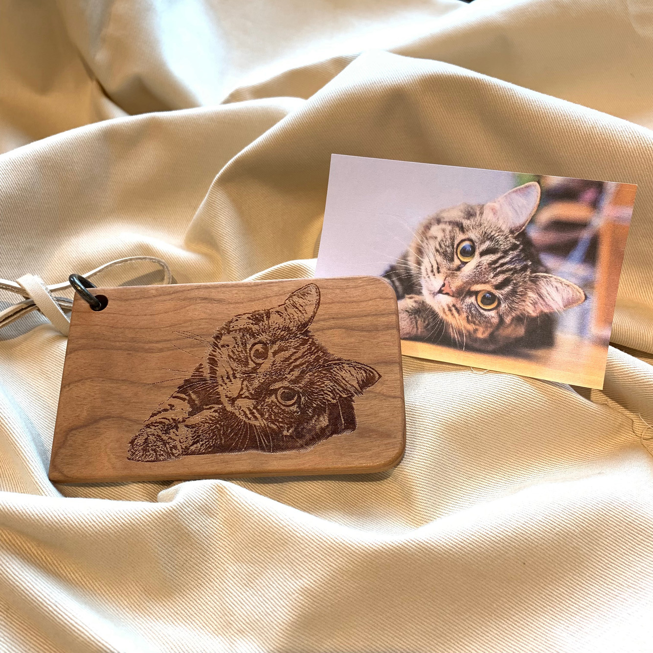 2月22日はにゃんにゃんにゃんの日】ねこちゃんの写真刻印が1,000円OFF