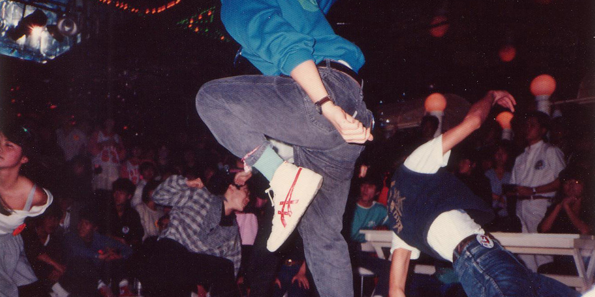 1984年、歌舞伎町のディスコを舞台に中高生たちが起こした