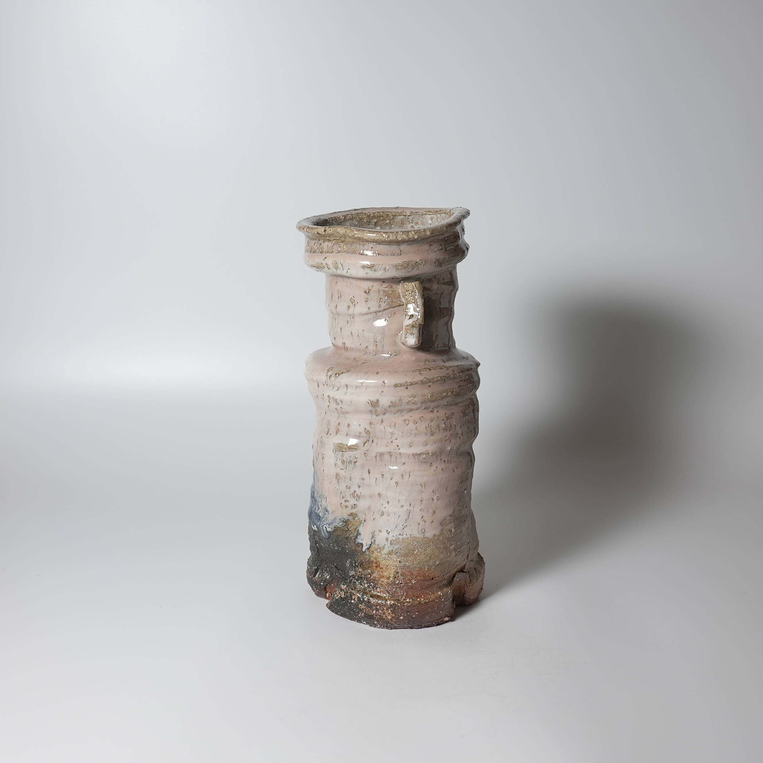 灰被耳付花入 後箱 水津和之 萩焼 | 萩焼屋Hagiyakiya ネットショップ