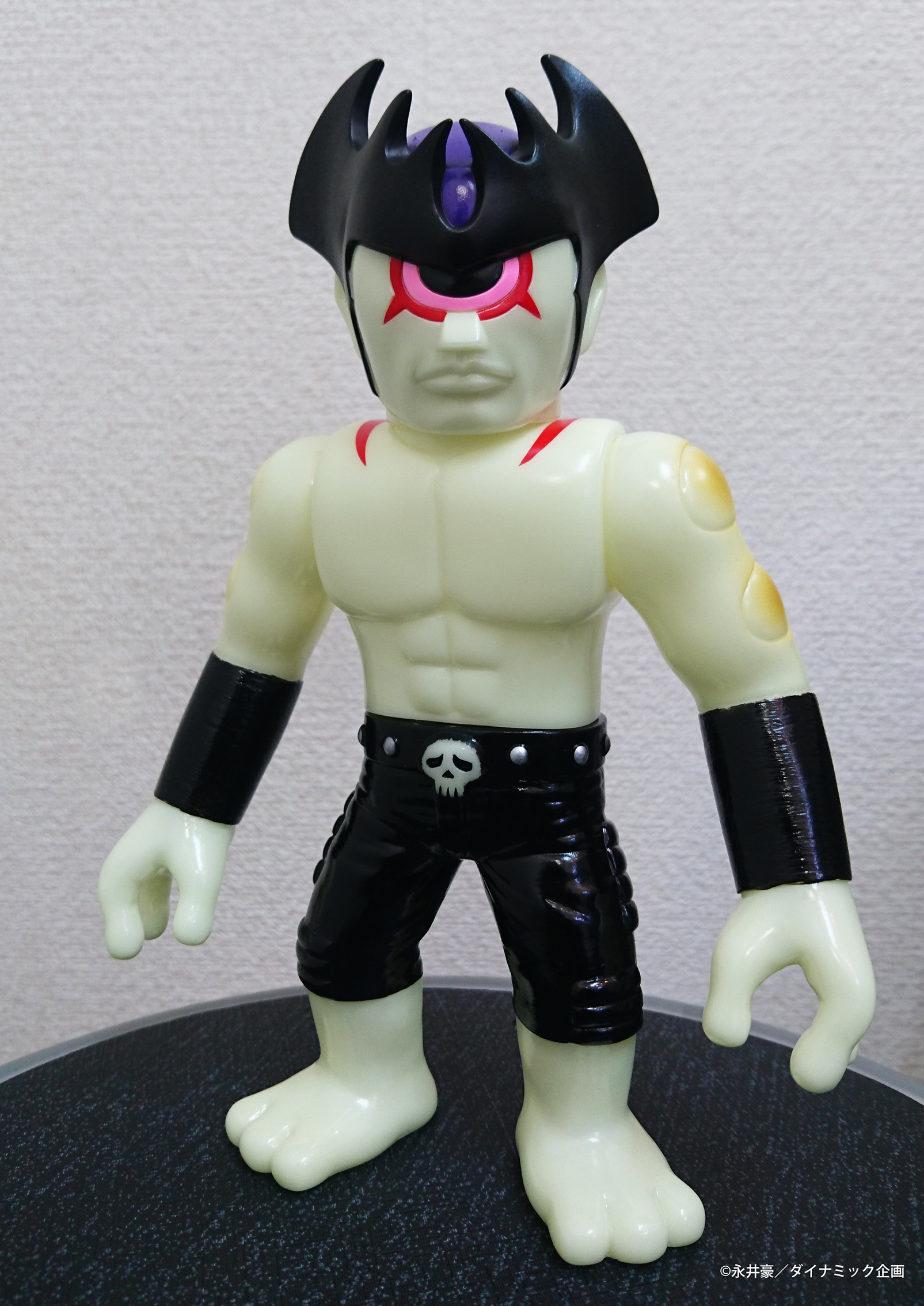 満を持して「デビルマン×リアルヘッド」ソフビの最新作が登場!! | 墓場