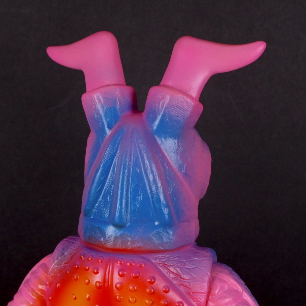 9月20日(金)12時より受注受付開始】【ブルマァク】ゼットン(ピンク)が