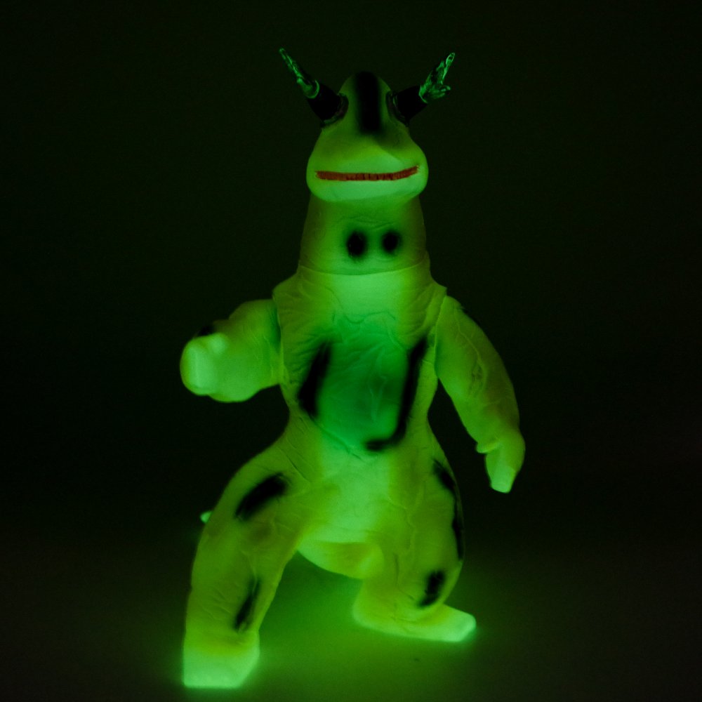 1月30日(火)12時より受注受付開始】【ブルマァク】エレキング(蓄光