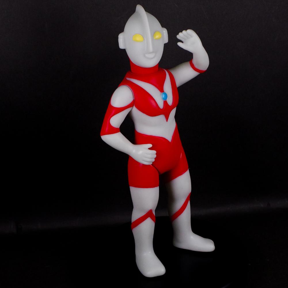 10月27日(日)より販売開始】【マルサン】ウルトラマン350(マットグレー