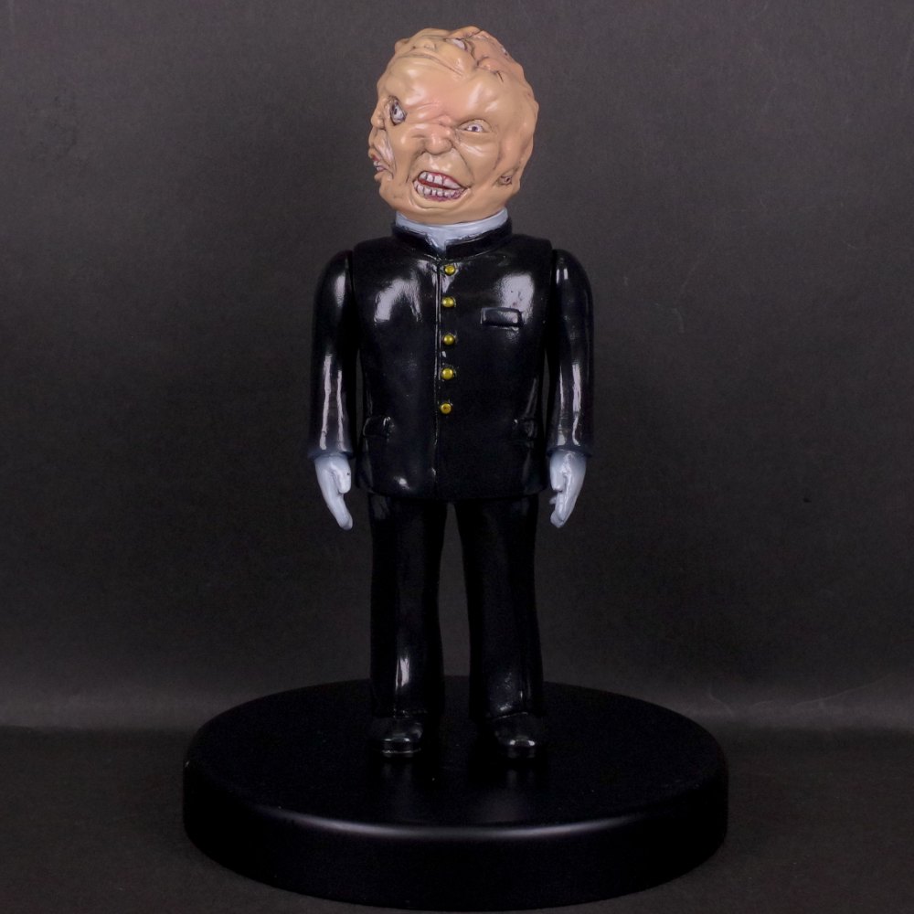 11月19日(火)18時より抽選開始】【暗黒エンターテイメント】《墓場の